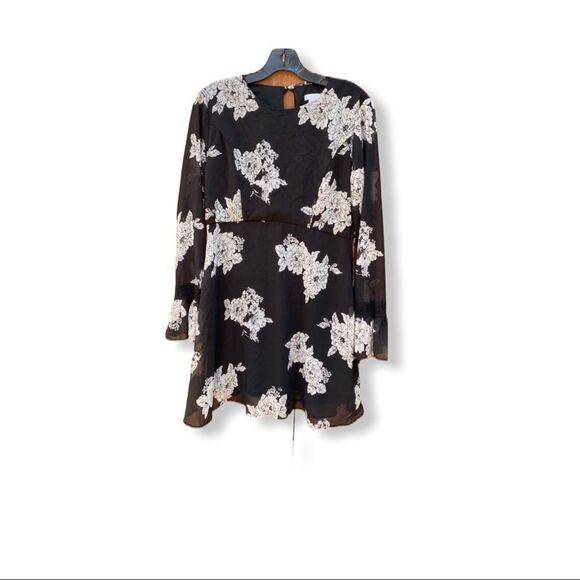 Xhilaration Floral Dress - Picture 10 of 10